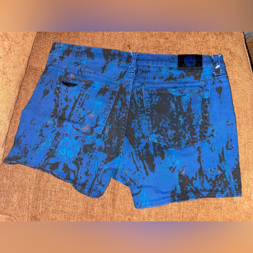 COPY - ROCK & REPUBLIC SHORTS - Picture 4 of 4